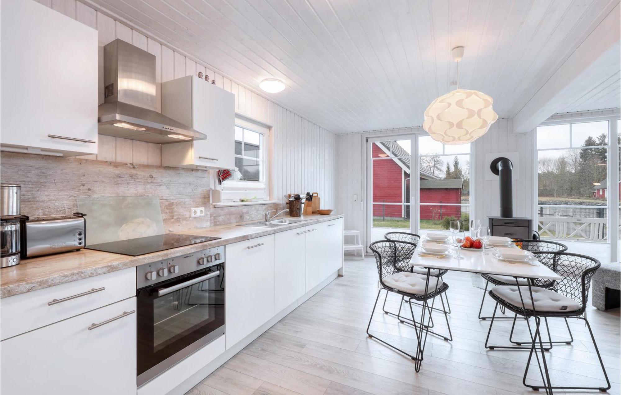 Amazing Home In Zerpenschleuse Exterior photo